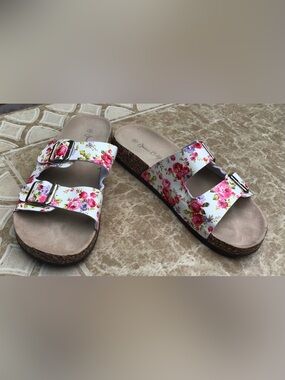 Jessica Carlyle Floral Slide Sandals Sz 9/40